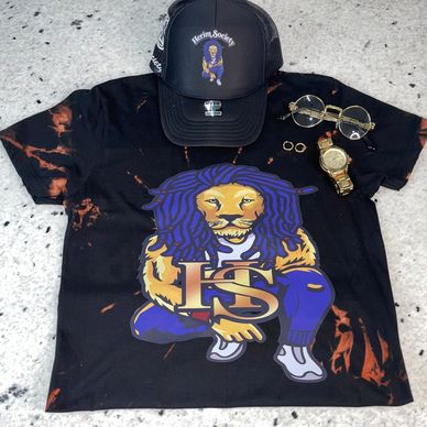Unleash your inner strength with our black bleached tee featuring a majestic lion and the Herim Soci