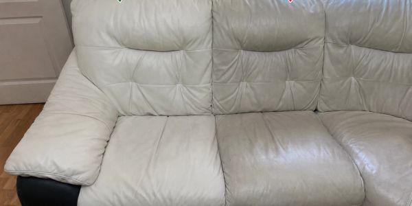 before and after photo of leather sofa cleaning in uppingham