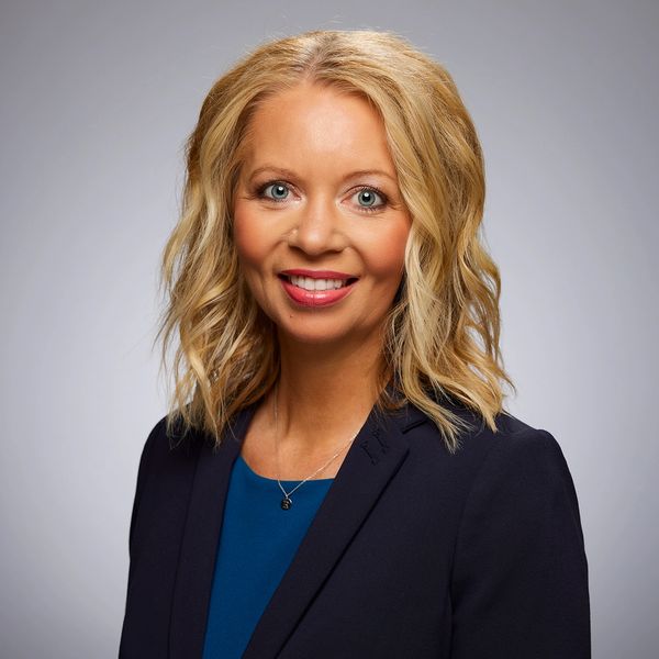 Image of Dr. Jenny Peters