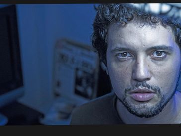 Foto Roteiro em Branco com protagonista de Henrique Trés