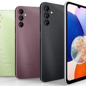 Four Samsung smartphones in different colors, showcasing front and back views.
