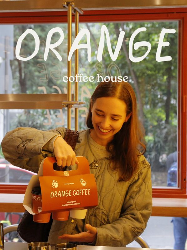 Café para llevar o tomar en el lugar más bonito - Polanco, CDMX.