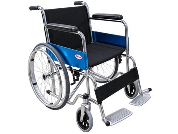 Silla de ruedas azul y negra.