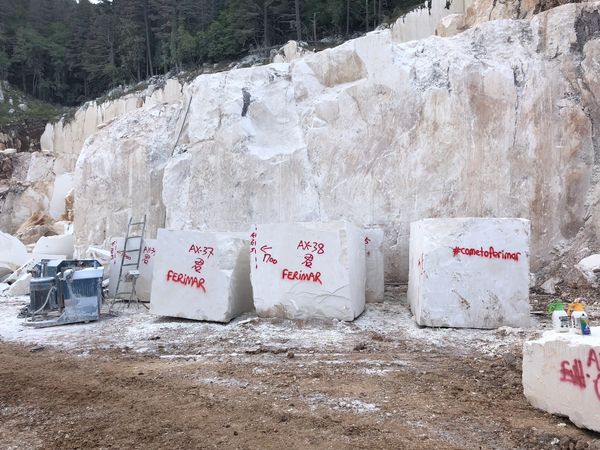 Turkish marble blocks extracted from a quarry for production and export by Ferimar Marble.