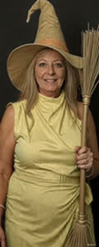 Linda Yeatman Knoche 