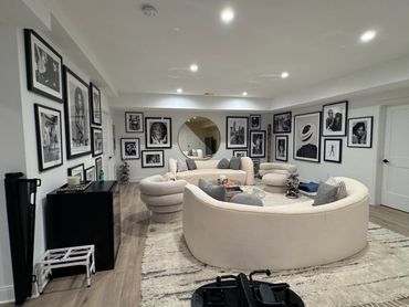 Creative picture hanging

