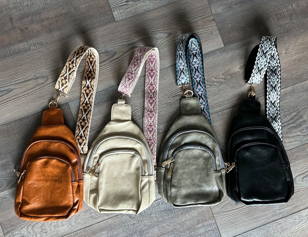 Crossbody with Changeable Strap