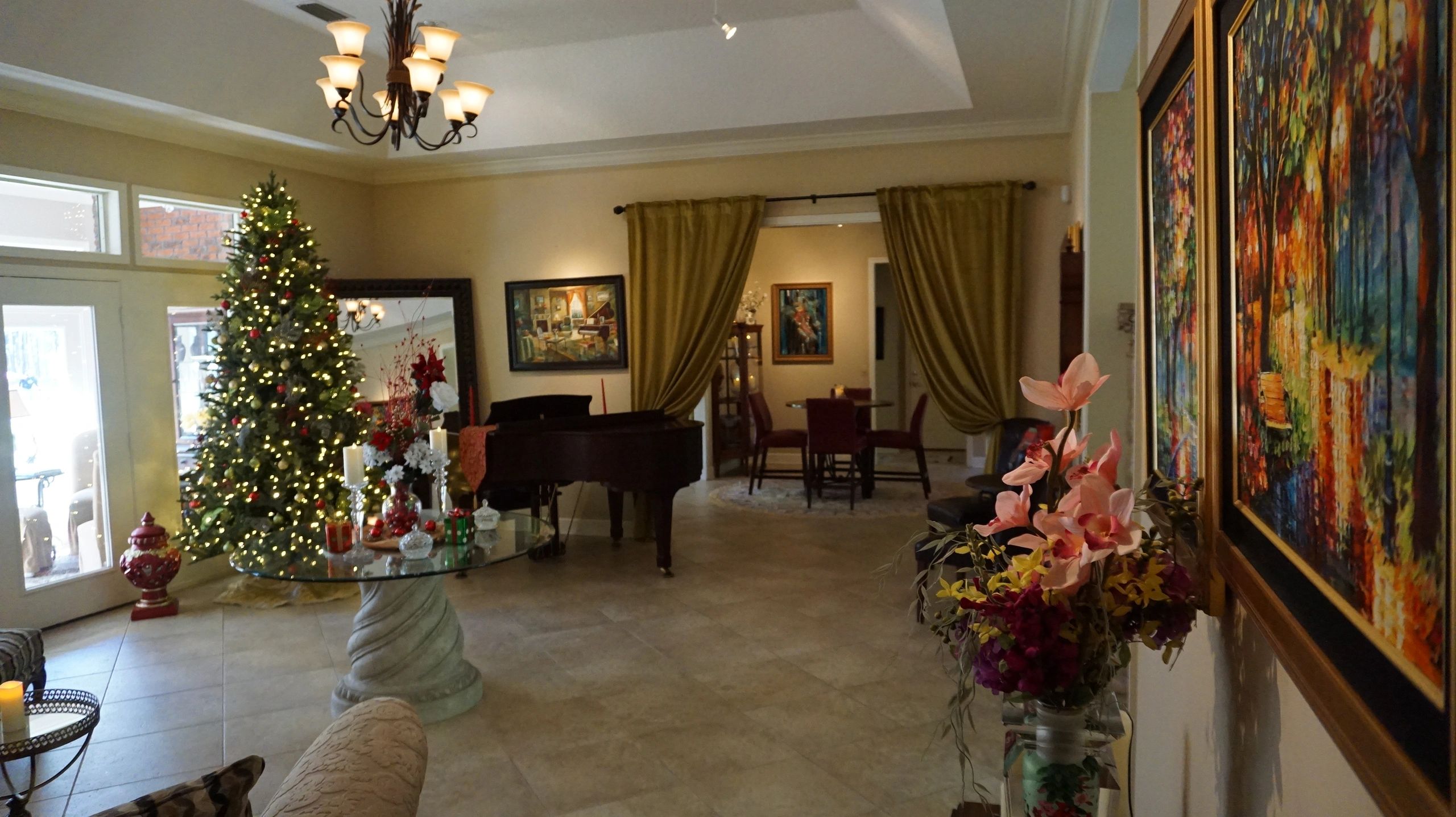 NaVera Farms Home & Gardens