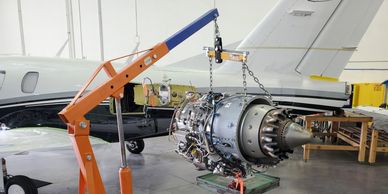 Turbine engine dismounted from plane body