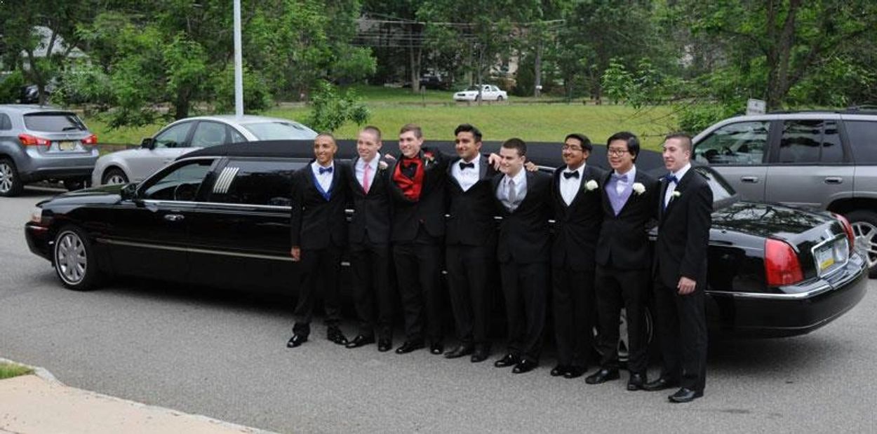 Prom Limo Rentals, Bay Area Prom Limo Service, Bay area prom service, Bay area limo and black car 