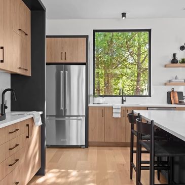 Image of an absolutely beautiful kitchen in a home designed and built by Bg custom homes 