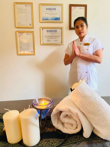 Kaya Samerwong, Professional Thai Massage Therapist