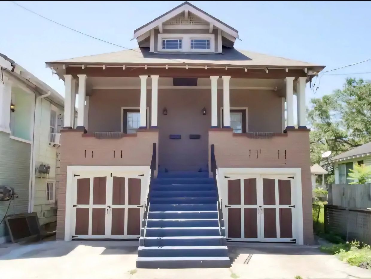 2328 Cambronne, a Duplex is for Sale