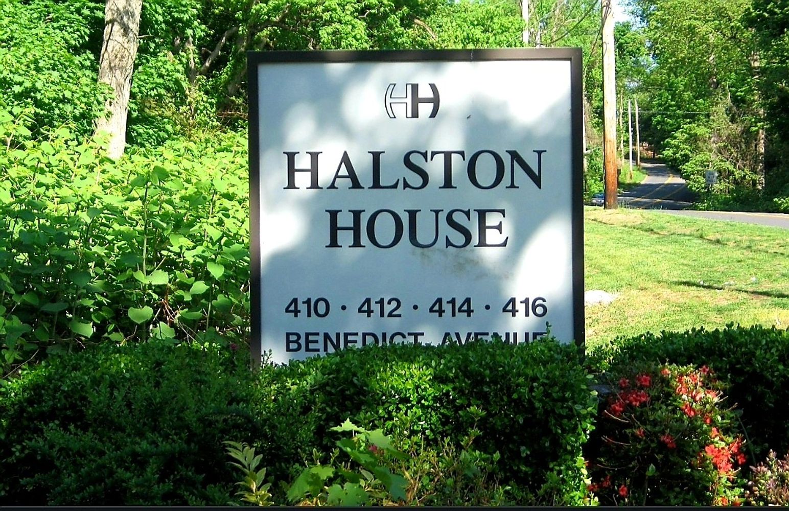 Halston House Condominiums