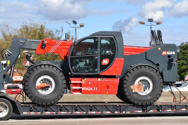 Lowboy Trailers For All Equipment Types