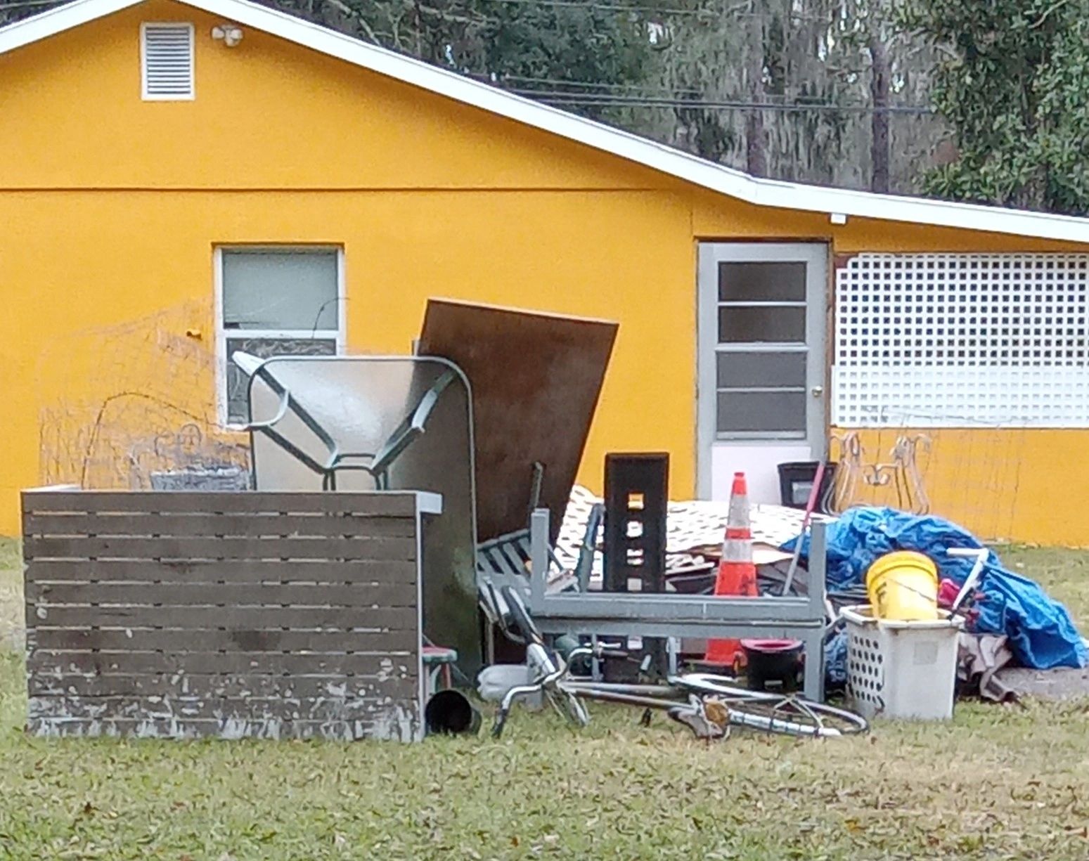 Household items, Construction Materials, Fencing, Furniture, Mattresses, All Metal Recycling