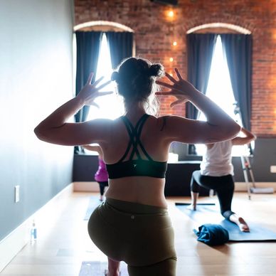 Yoga Pants: Woman Fluid Indoor Pants