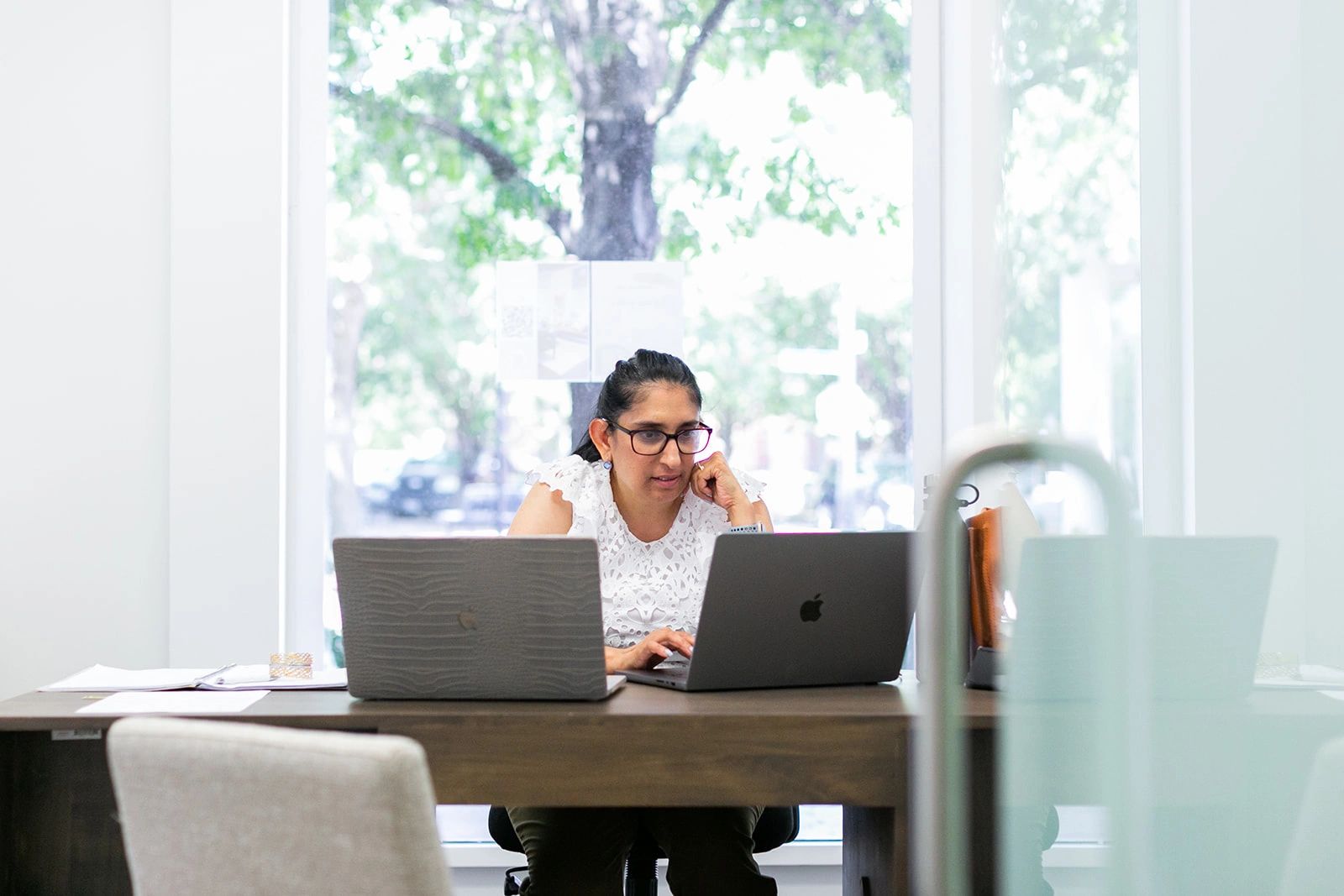 Ultimate Guide to Designing a Workspace That Inspires Creativity