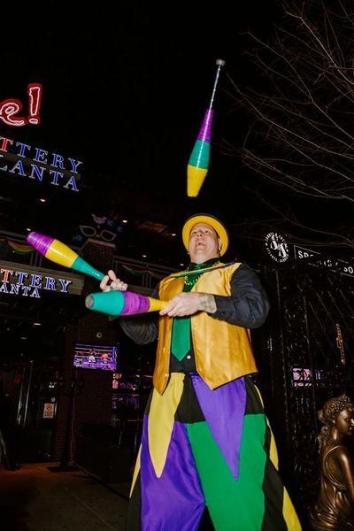 Stilt Walking Juggler in Atlanta GA