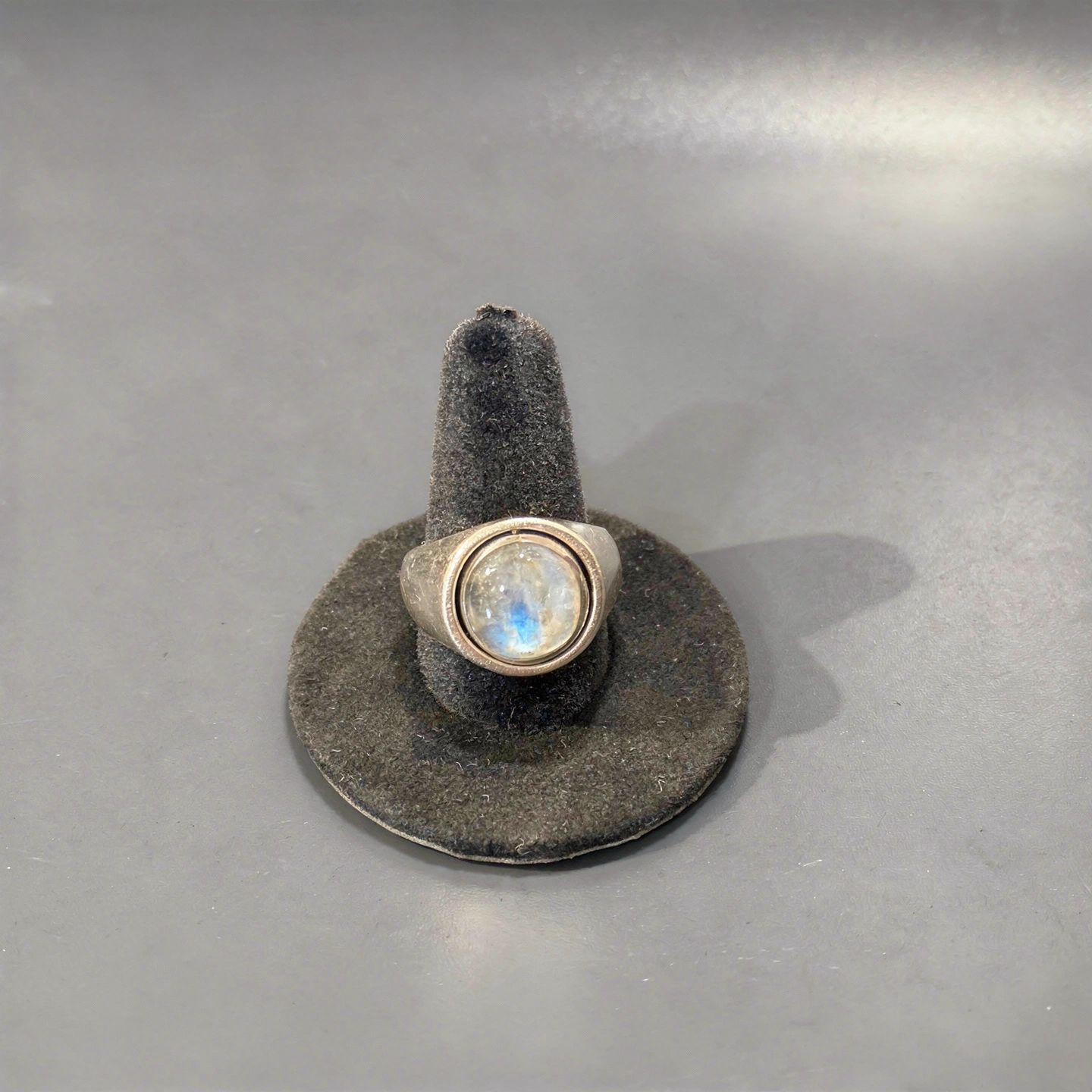 .925 Flip Ring With Moonstone