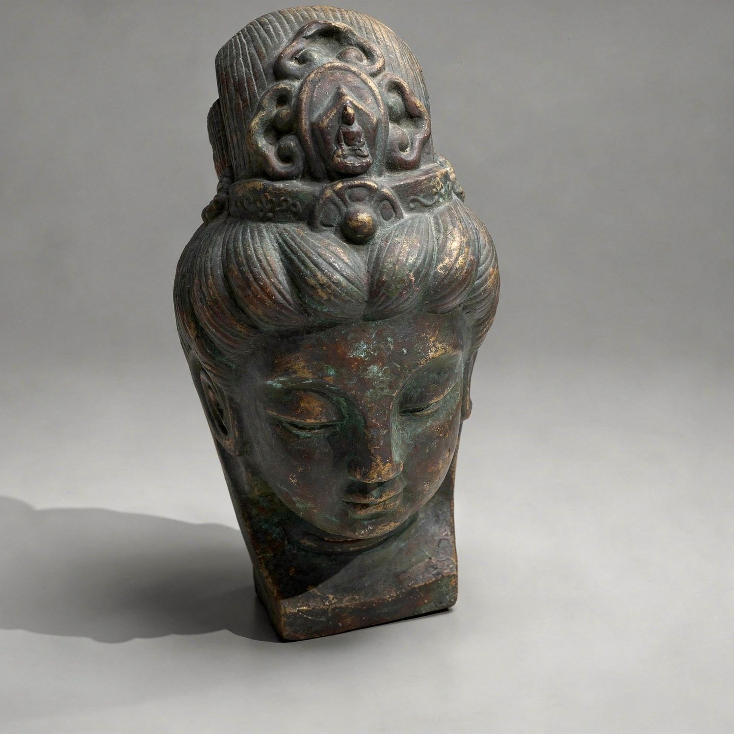 Guayin Bust