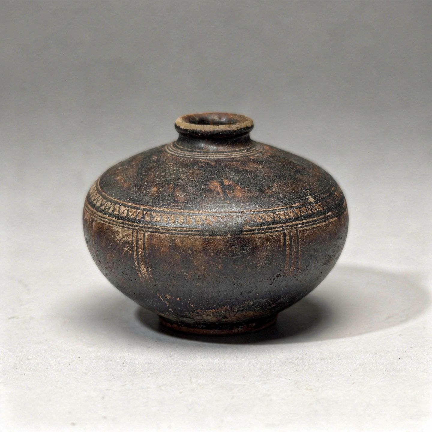 Khmer Stoneware Pot (S)
