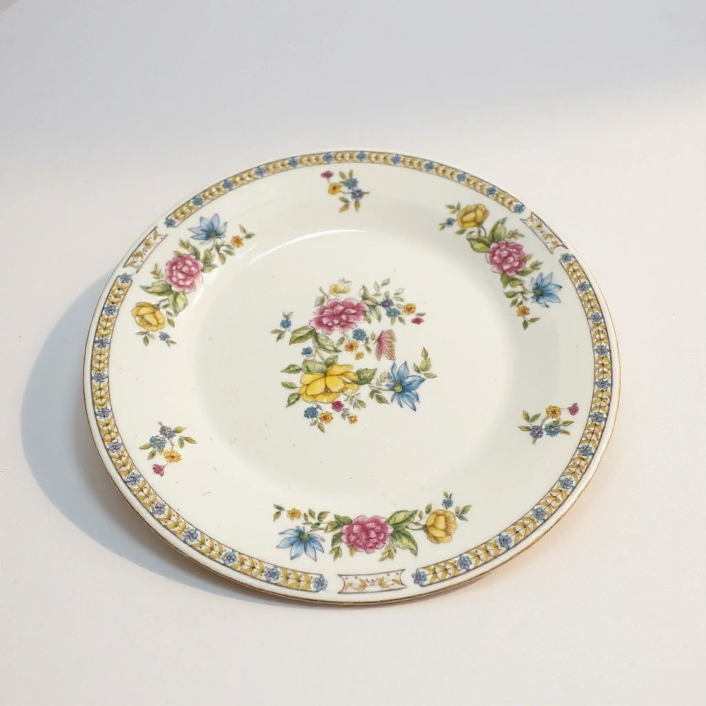 Liling Ling Rose Fine China