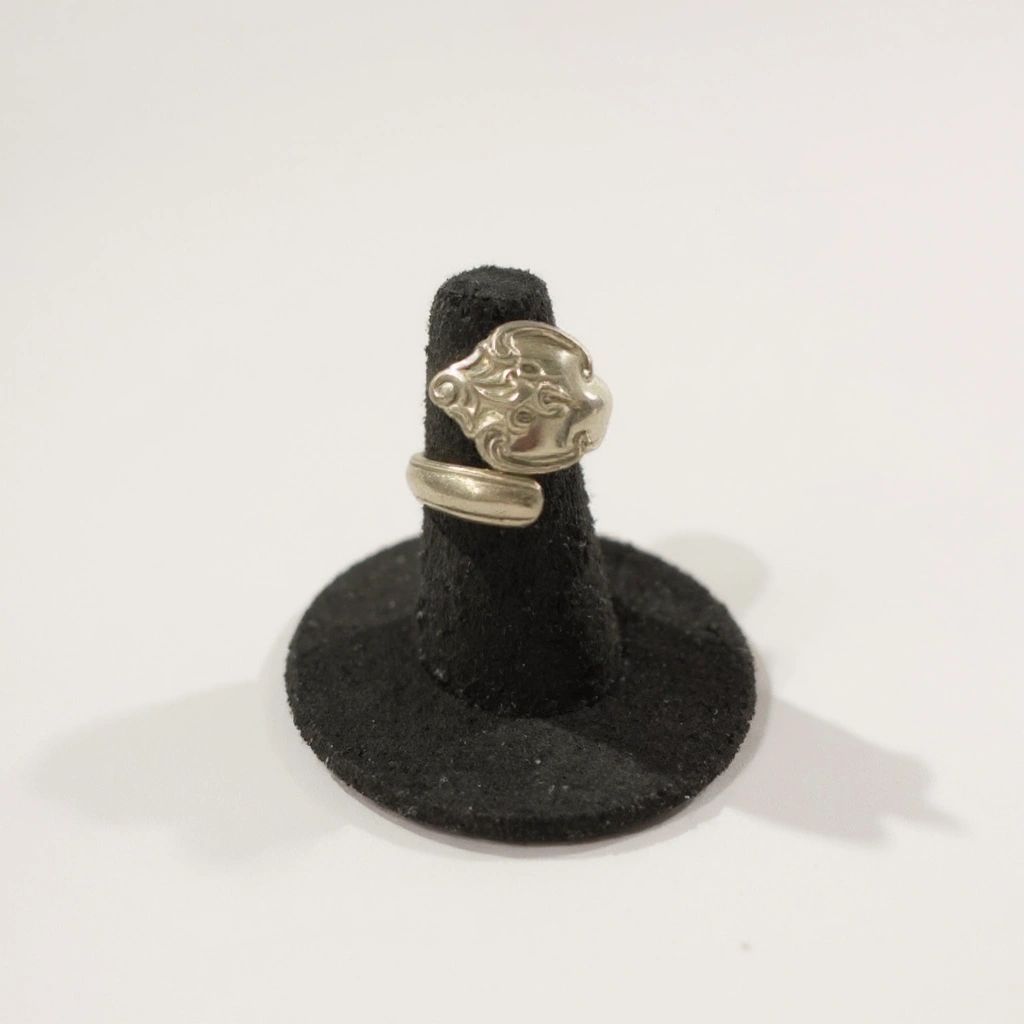 International Deep Silver Ring