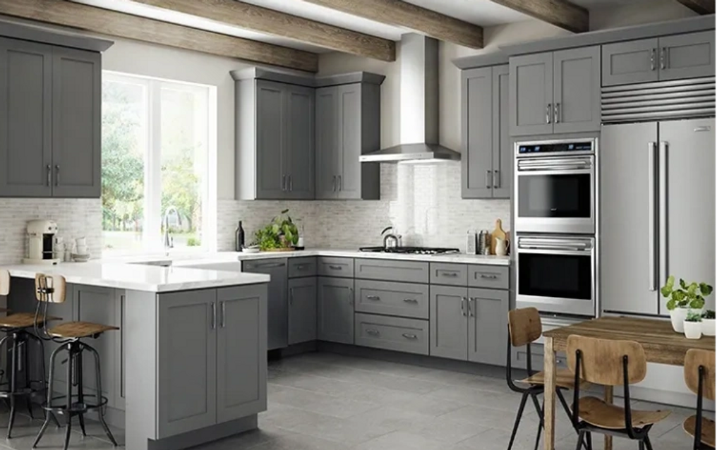 Dusk grey shaker style kitchen with white counter top