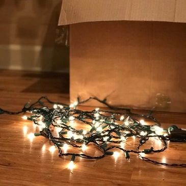 Decoration lights kept on floor