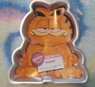 Wilton Garfield Cake Pan