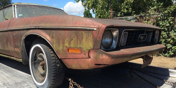 “Scrap car pickup in Brentwood – fast and friendly service.”