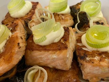 Salmão grelhado com cream cheese - Restaurante Fogão do Mestre.