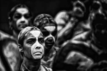 photograph of australia aboriginal dancers photographer wayne quilliam