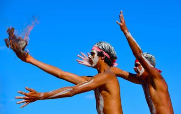photograph of australia aboriginal dancers photographer wayne quilliam