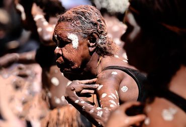 photograph of australia aboriginal dancers photographer wayne quilliam