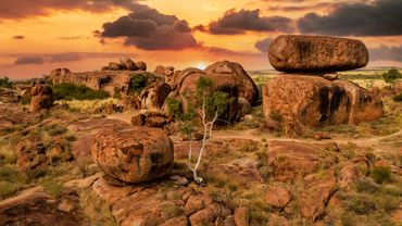 photo drone aboriginal photographer weyne quilliam devils marbles 