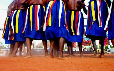 photograph of australia aboriginal dancers photographer wayne quilliam