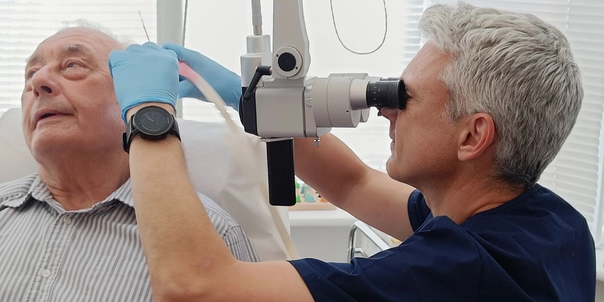 ear wax removal using ENT microscope mi Ears Audiology Knaphill