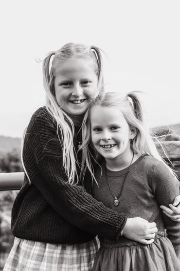 kids smiling to the camera