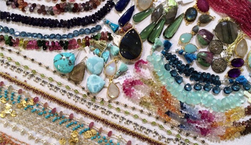 briolettes chain beadedchain gemstone beads pave roundels pairs matchedpairs pendants gemstones 
