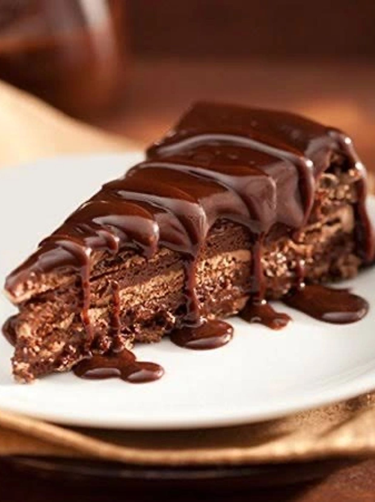 Bolo de casamento de $900 : r/shittyfoodporn, image size:1237x1653