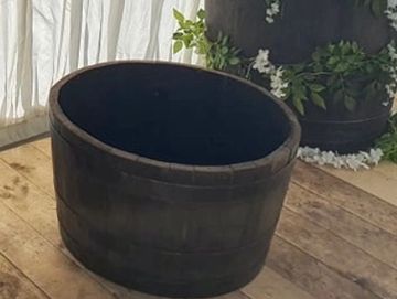 Whisky Barrel ice bucket for keep things chilled 