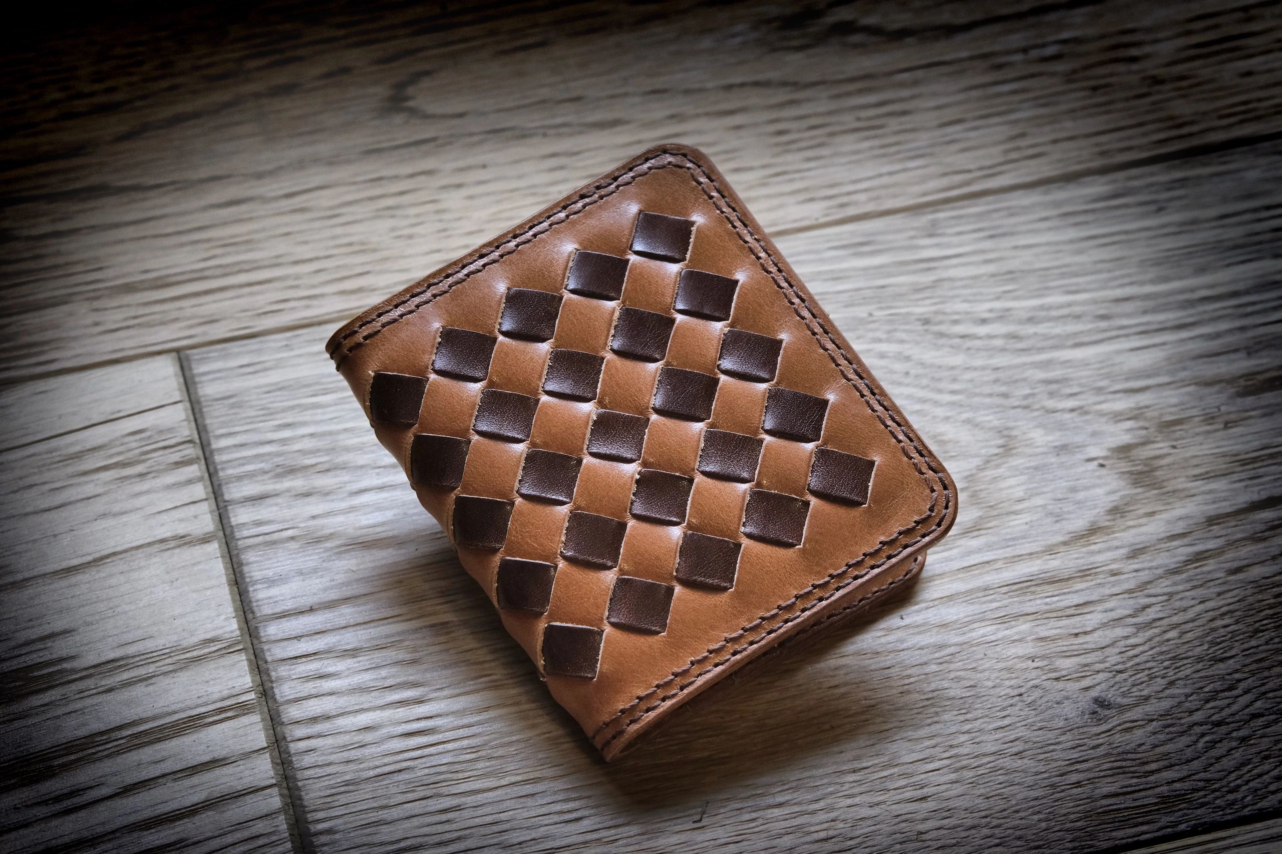 TWO TONE CARD WALLET