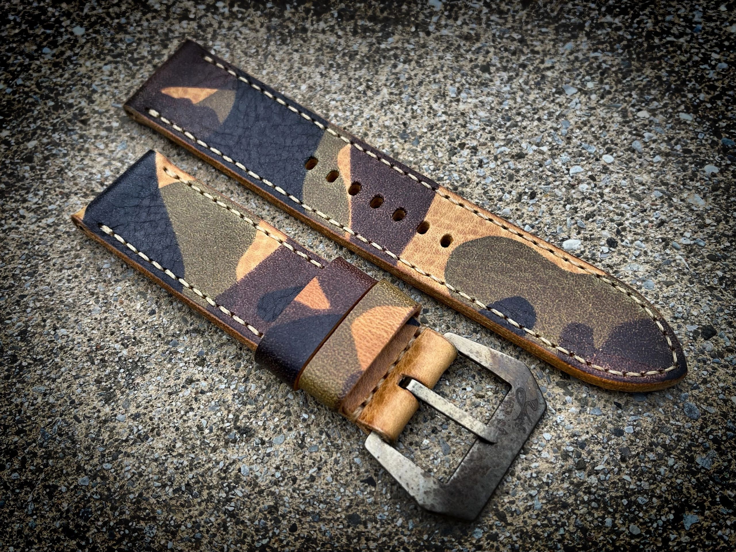 TAN CAMO