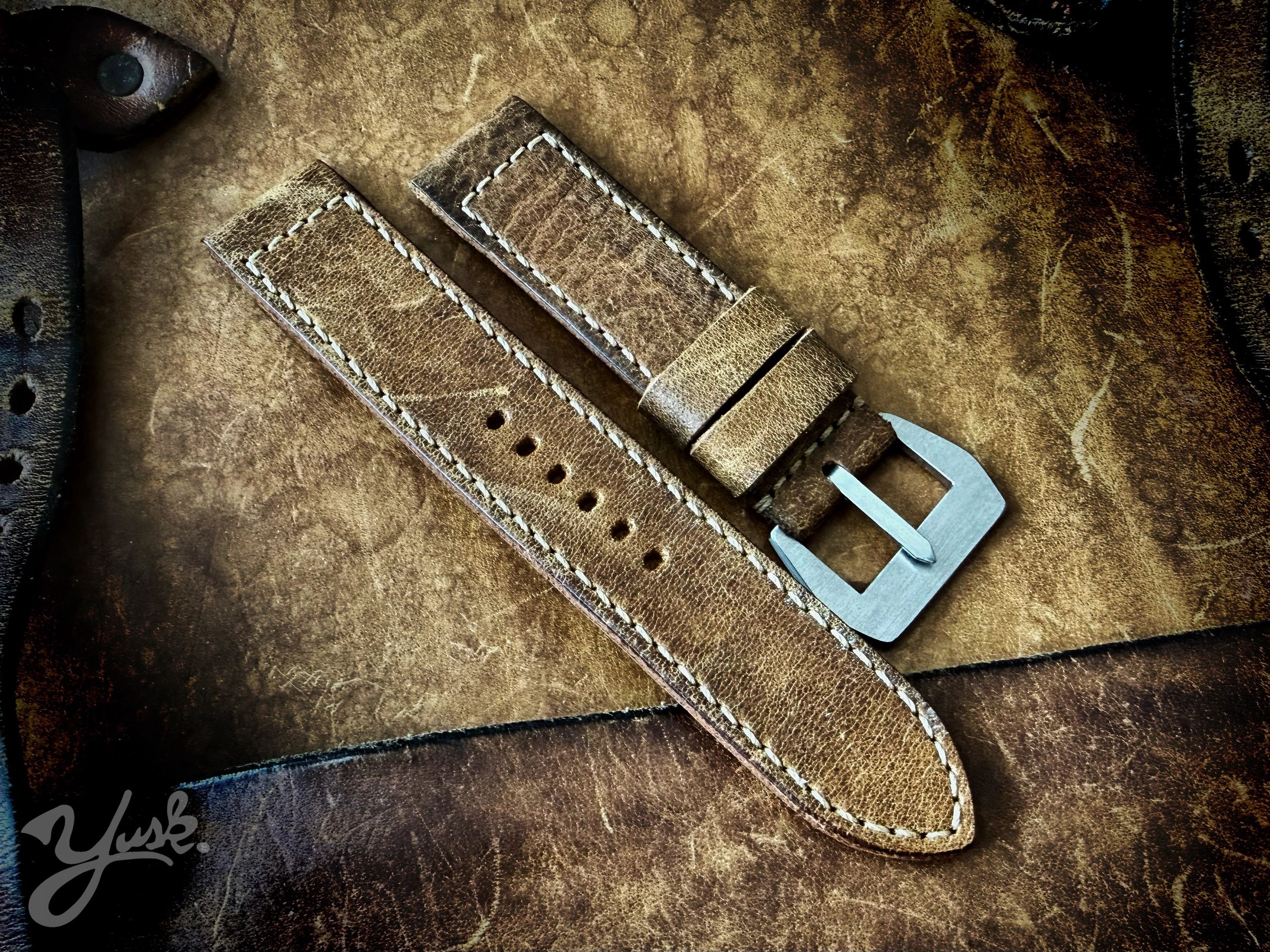 VINTAGE MILITARIA