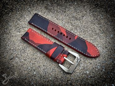 RED CAMO