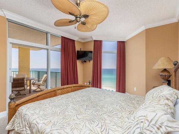 Master bedroom with a view of Destins beautiful sunrise