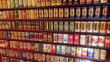 We buy old beer cans from around the world. Email jefflebo@aol.com to sell your beer cans now.