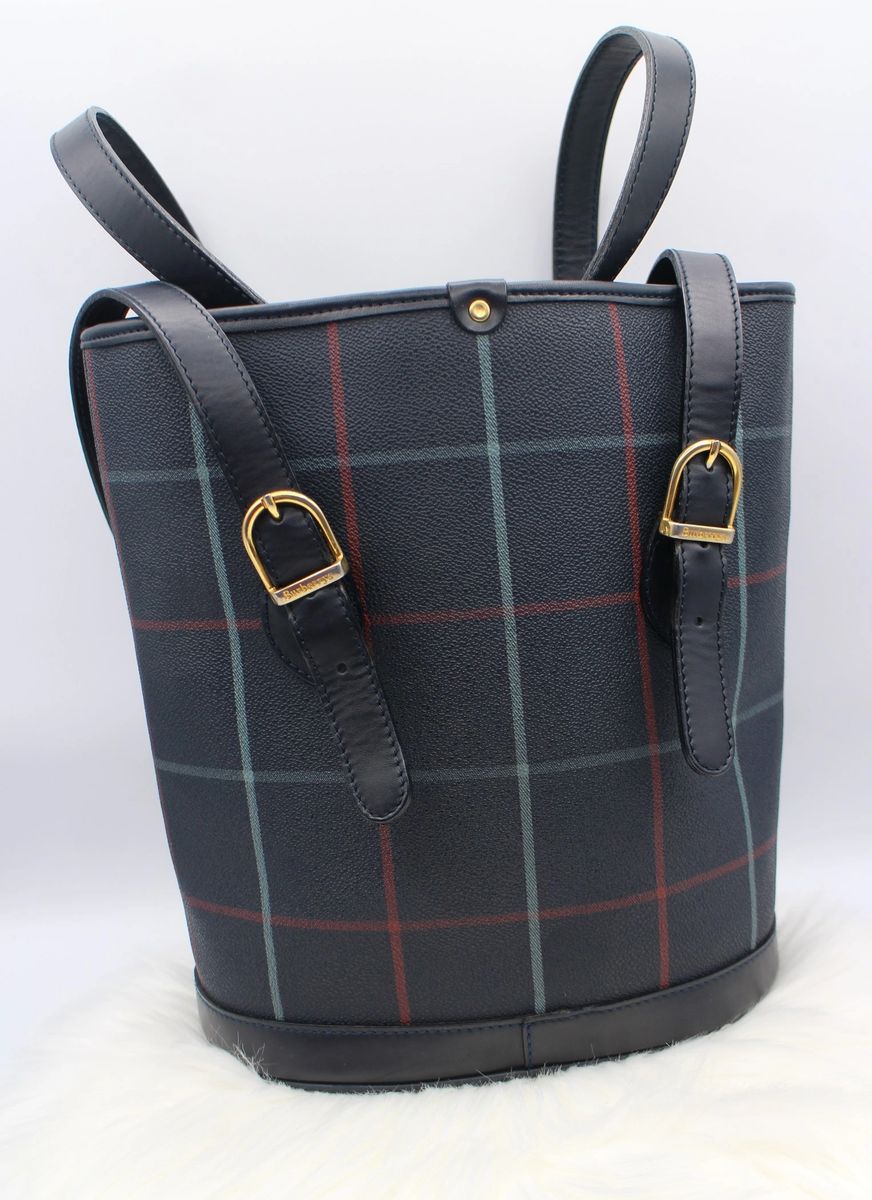 Burberry Bucket Bag Nova Check